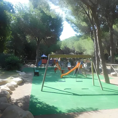 Pinus Village *