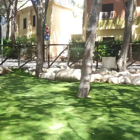Pinus Village Ferienhaus *